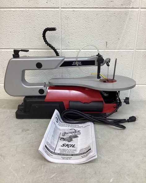 Skil 3335-07 16 Inch Scroll Saw With Light