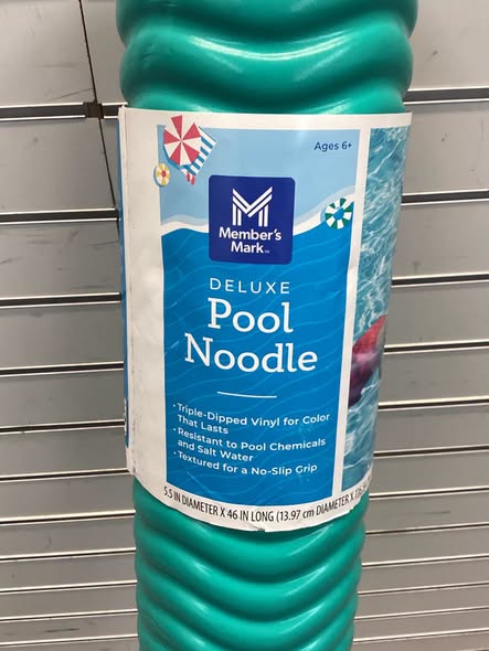 Member's Mark Deluxe Pool Noodle