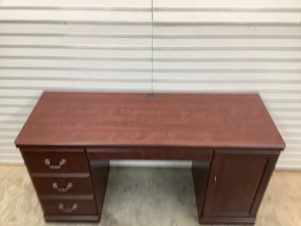 Heritage Hill Office Desk