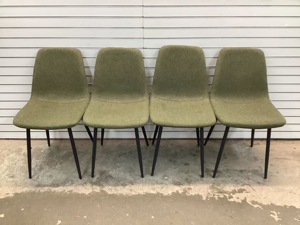 Tapscott 19'' H Upholstered Side Chair (Set of 4)