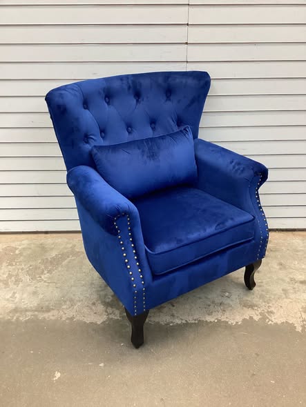 Kimmie Upholstered Club Chair