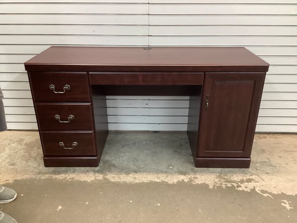 Heritage Hill Office Desk