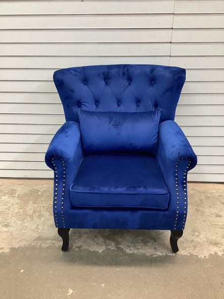 Kimmie Upholstered Club Chair
