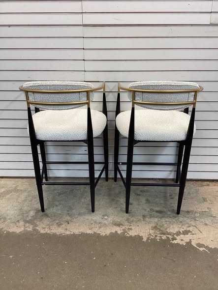 Velora Upholstered 25.8" Counter Stool, Modern Sleek Bar Chair (Set of 2)