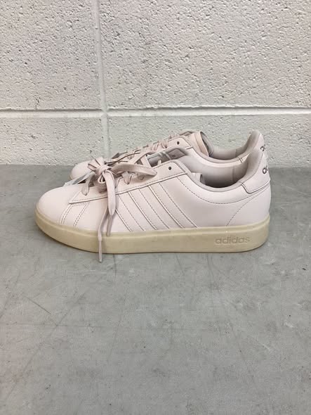 Adidas Women's Grand Court 2.0 Shoe, Size 7.5, Color Mauve