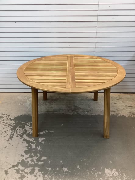 Round Patio Dining Table Acacia Wood Outdoor Dining Table w/ 2'' Umbrella Hole