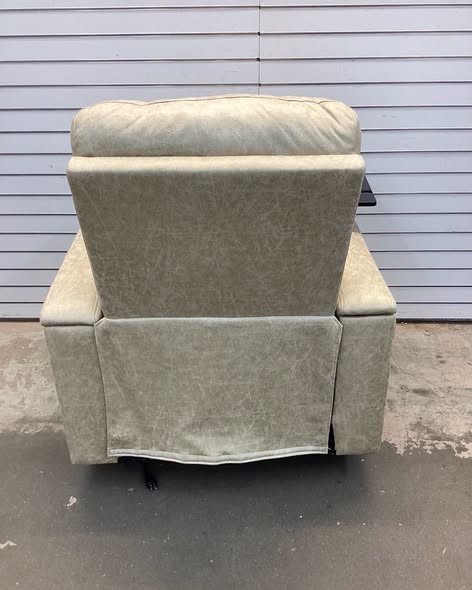 Ryun 33.1'' Wide Breathable Leather Power Recliner with Arm Table and Cup Holder