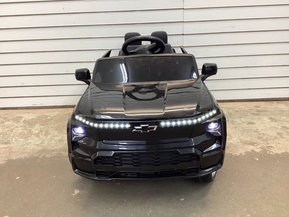 Ride on Car, 12V Licensed Chevrolet Truck, Kids' Electric Vehicles with Remote Control