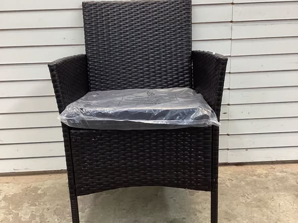 4 PCS Patio Furniture Set with Washable Cushions and Tempered Glass Coffee Table Black