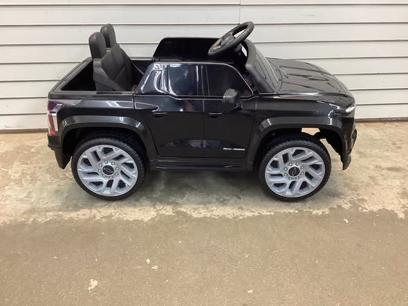 Ride on Car, 12V Licensed Chevrolet Truck, Kids' Electric Vehicles with Remote Control