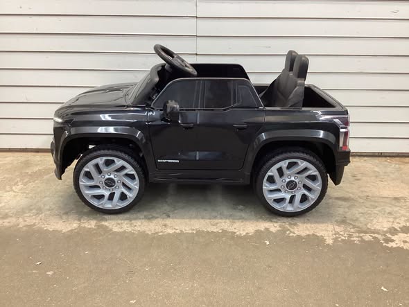 Ride on Car, 12V Licensed Chevrolet Truck, Kids' Electric Vehicles with Remote Control