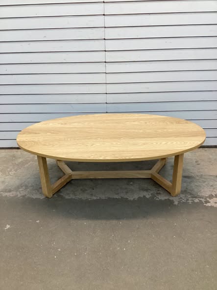 Costway 46” Oval Coffee Table