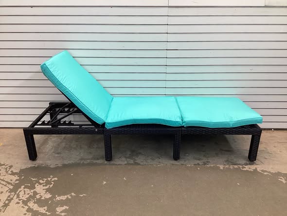 Adjustable Rattan Patio Chaise Lounge Chair Couch with Turquoise Cushions