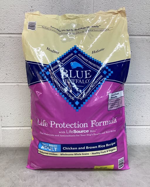 Blue Buffalo Life Protection Formula Chicken & Brown Rice, Adult Small Breed Dry Dog Food, 26 lbs.