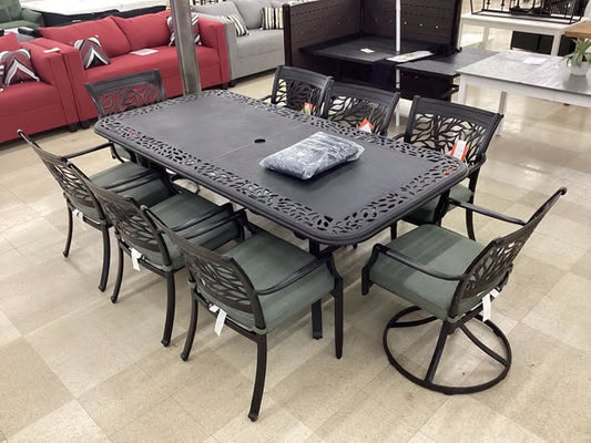 Member's Mark Savannah Expandable Dining Set with Sunbrella Fabric, 9pc