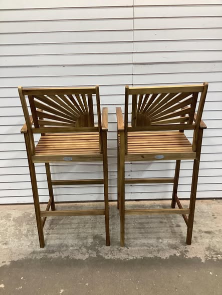 Costway Set of 2 Bar Stools 29inch Acacia Wood Pub Chairs Outdoor with Armrests