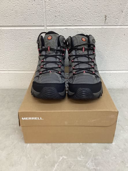 Merrell Men's Moab 3 Mid Waterproof Hiking Boots - Size 10.5