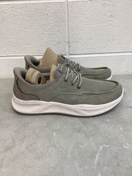 Skechers Men's Canvas Swift Fit Sneaker Size 12