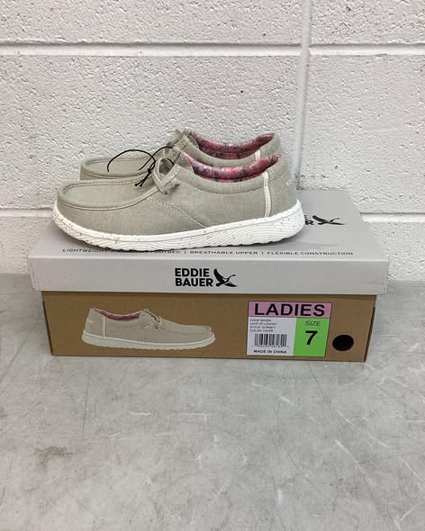 Eddie Bauer Women's Canvas Loafer Size 7