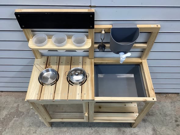 Mud Kitchen Playset with Sink and Plants Observation Room