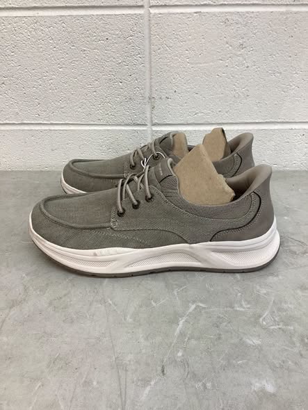 Skechers Men's Canvas Swift Fit Sneaker Size 12