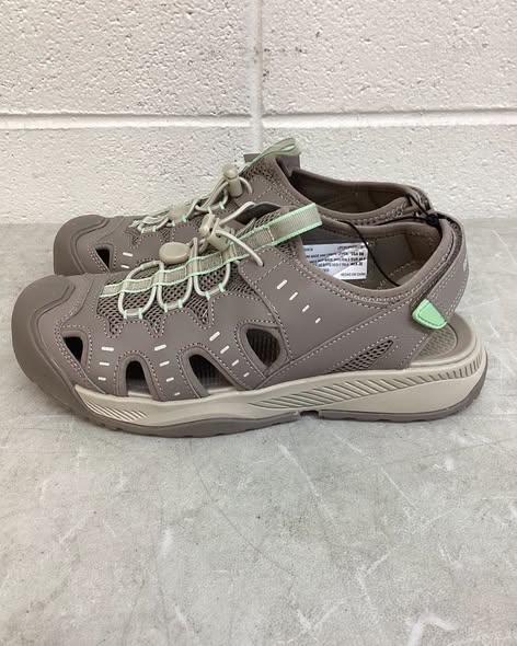 Eddie Bauer Women's Water Shoe size 9