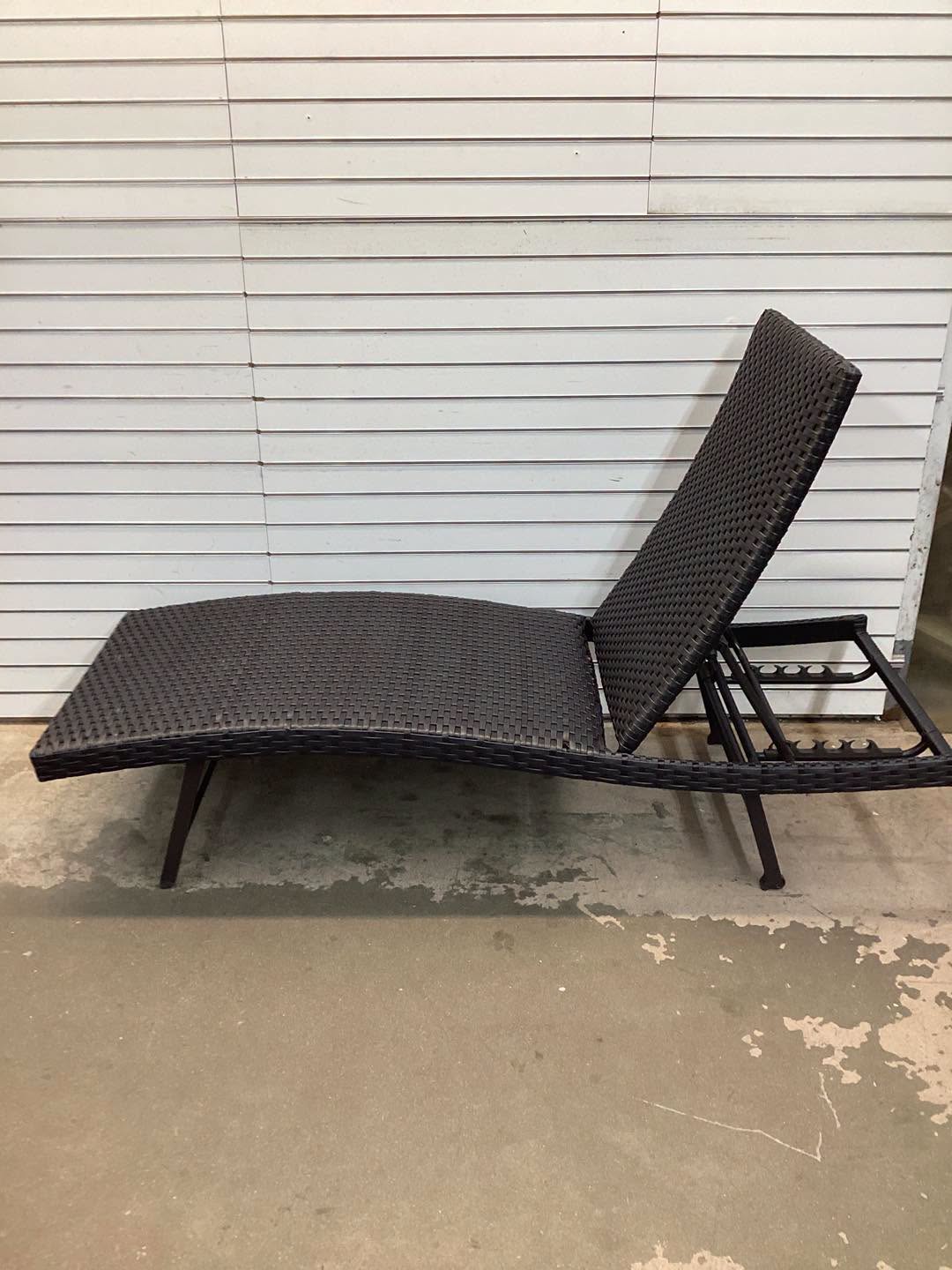 Member's Mark Padded Wicker Chaise Lounger, Single