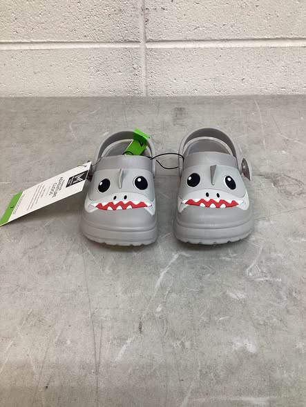 Member's Mark Toddler Boys Clog Shark Size 7