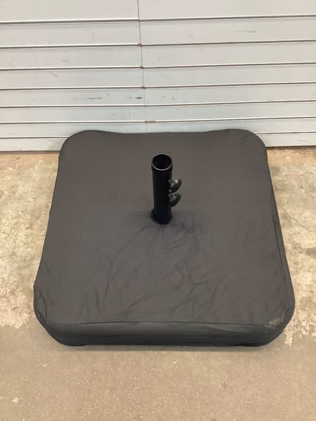 Fillable Umbrella Base with 2 Sandbags and Dust-proof Cover