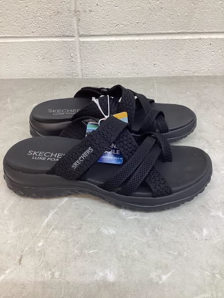 Skechers Women's Strappy Slide Sandal Size 8