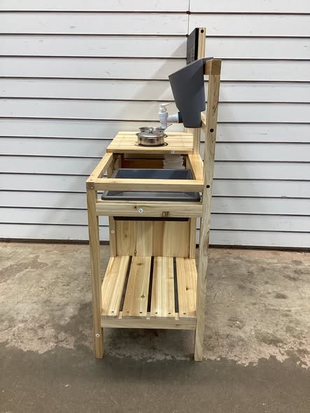 Mud Kitchen Playset with Sink and Plants Observation Room