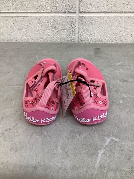 Hello Kitty Toddler Girls Water Shoe Size 11/12
