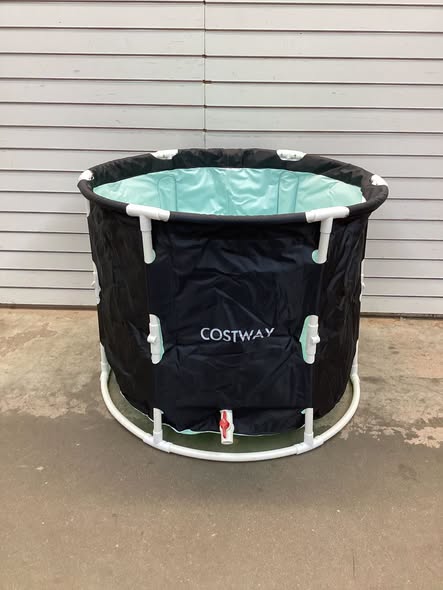 Costway 66 Gal Foldable Ice Bath Tub with Lid Adult