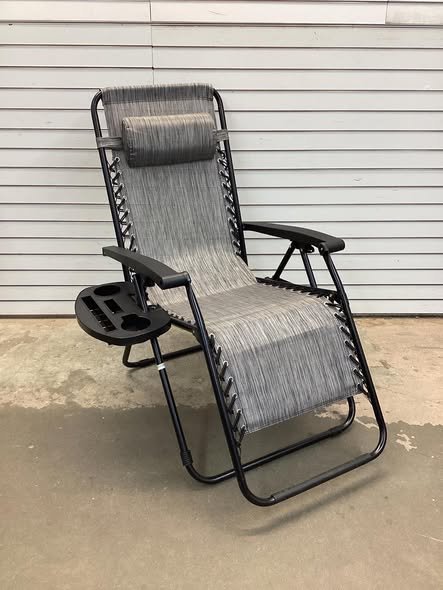 Zero Gravity Chair, Outdoor Patio Lounge Chair with Pillow & Cup Holder Tray