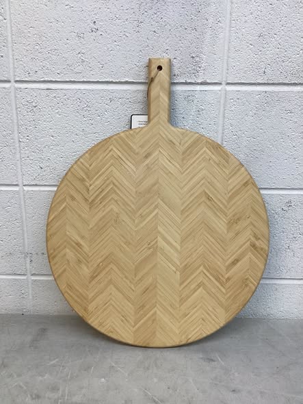 Member's Mark Herringbone Bamboo Charcuterie Board