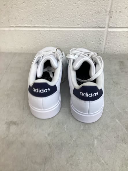 Adidas Men's Grand Court 2.0 Shoe Size 9