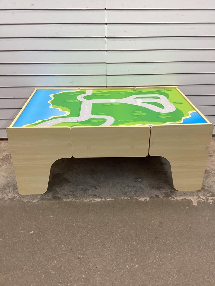 Train Set With Table