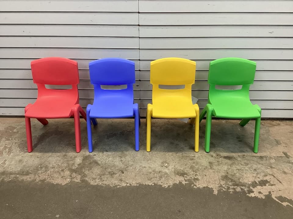 Costway Set of 4 Kids Plastic Chairs Stackable Play and Learn Furniture Colorful