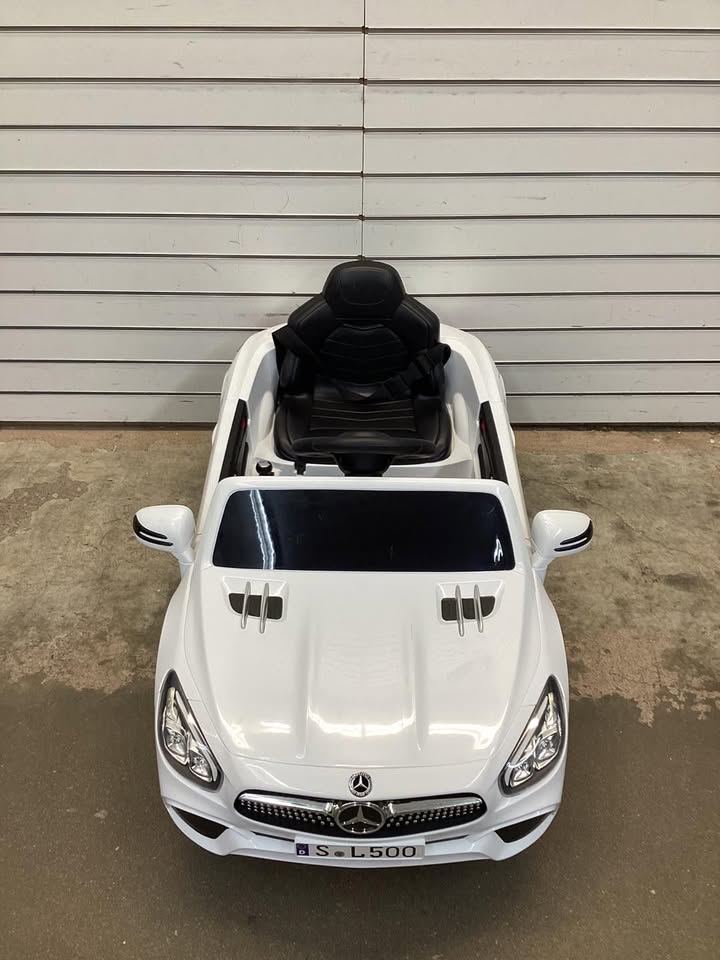 Lightly Used 12V Kids Ride On Car Mercedes-Benz