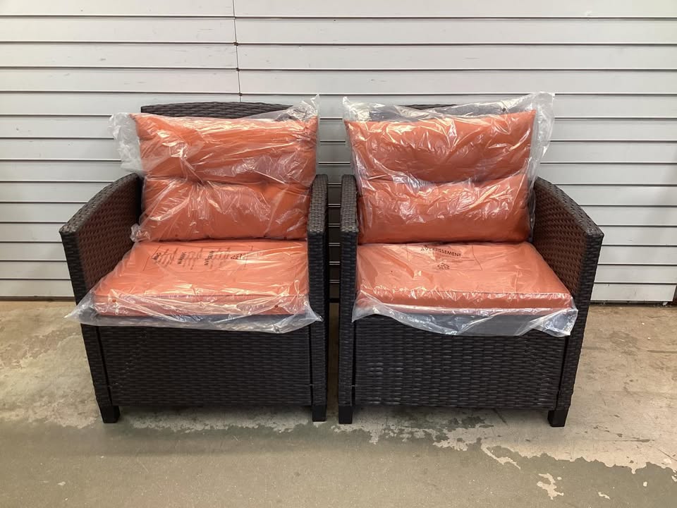 Costway 2 PCS Patio Rattan Cushioned Chair Set, Orange