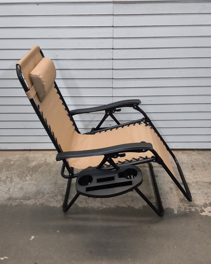 Costway Folding Lounge Chair with Zero Gravity