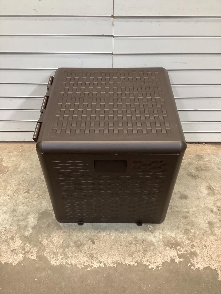Costway 28 Gal. Patio Brown Deck Box Outdoor Waterproof Storage Container