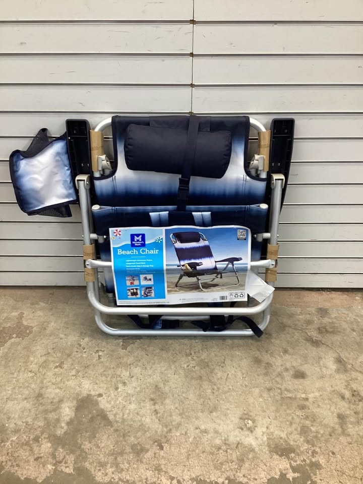 Member’s Mark Reclining Beach Chair