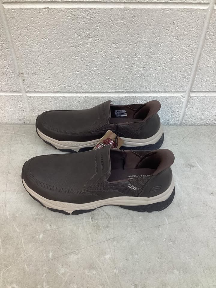 Skechers Men's Hands Free Swift Fit Sneaker