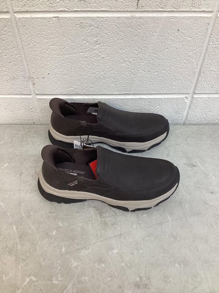 Skechers Men's Hands Free Swift Fit Sneaker