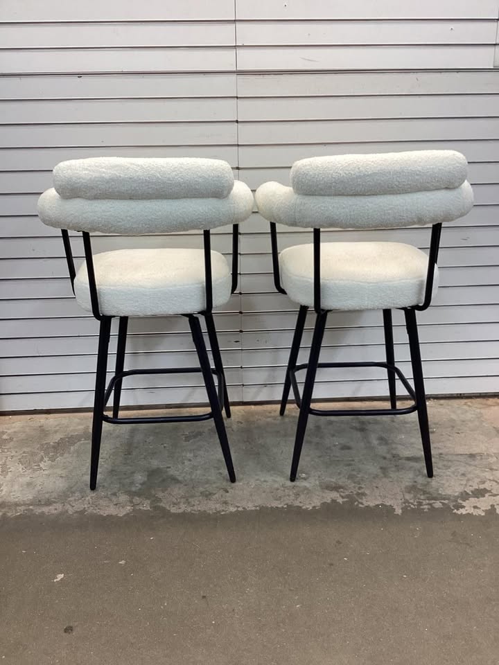 Costway 27 inches Swivel Bar Stool Set of 2 with Curved Back and Arms and Metal Legs