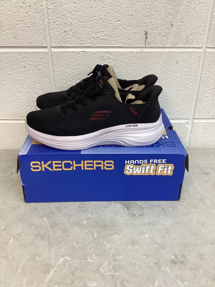 Skechers Men's Hands Free Swift Fit Lite-Foam Sneaker, Size 10.5