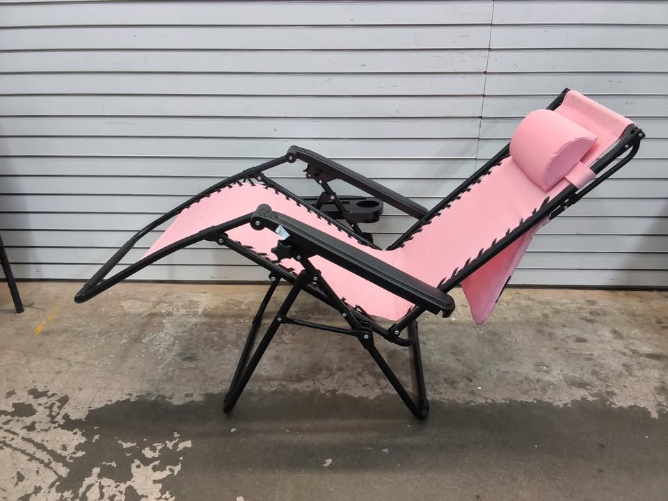Monochromatic Zero Gravity Patio Chair Recliner w/ Side Tray, Headrest
