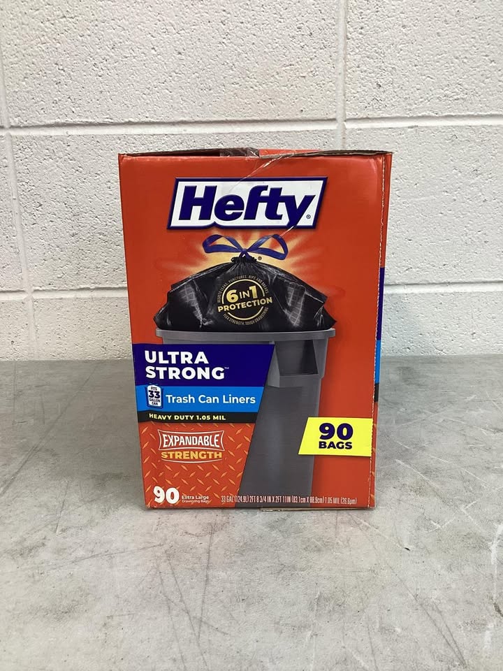 Hefty Ultra Strong Drawstring Trash Bags, Unscented 33 gal., 90 ct.