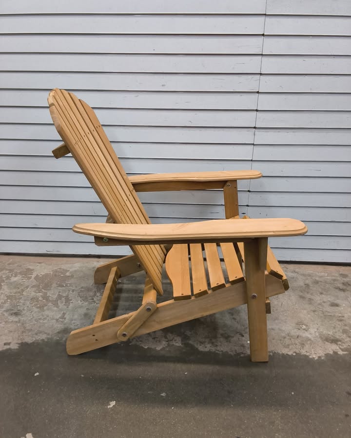 Folding Wooden Adirondack Chair, Accent Furniture w/ Natural Woodgrain